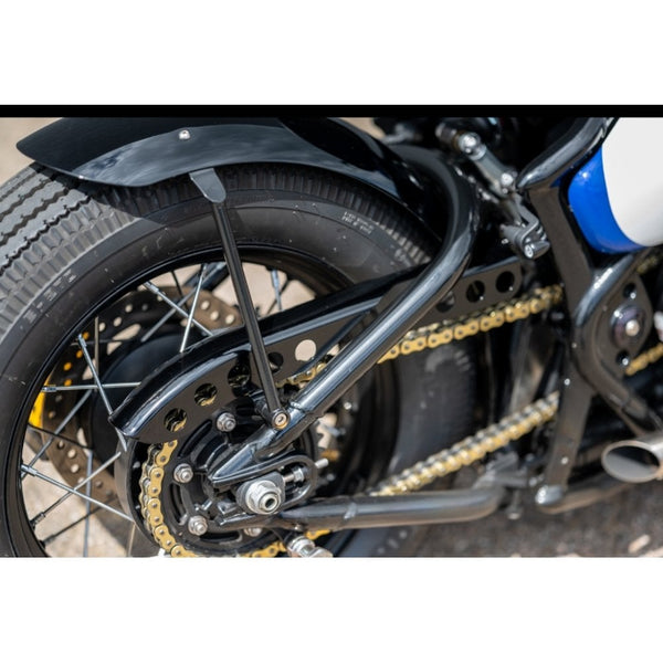 Motone CUTLASS - Triumph Bobber Chain Guard