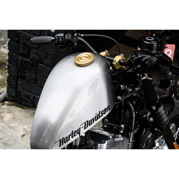 Motone Custom Fuel Gas Cap - Brass Rippled Top - Aluminium Thread - Ri
