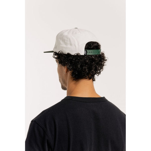 Motone LUCKY7 5-Panel Cap - Ecru/Green