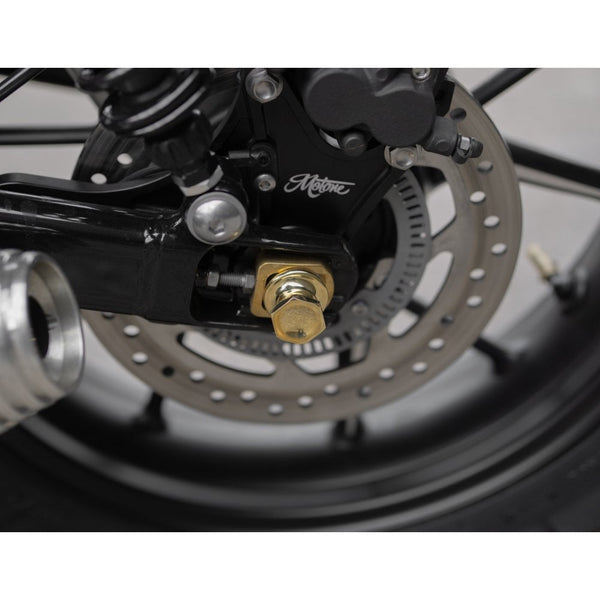 Motone Prof Axelrod Brass MMU551