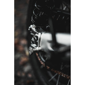 Motone Brass Bobbins - Paddock Stand