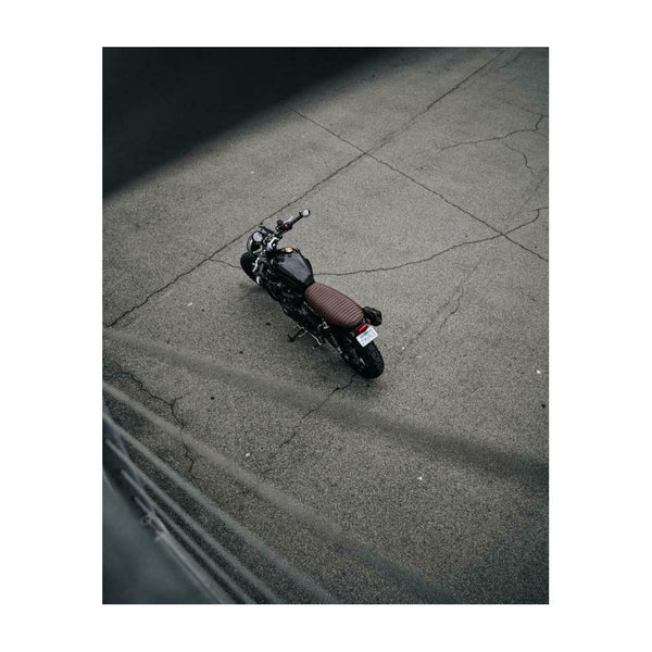 Motone The Viper- Low Profile Skinny Ribbed Seat - Tobacco Brown