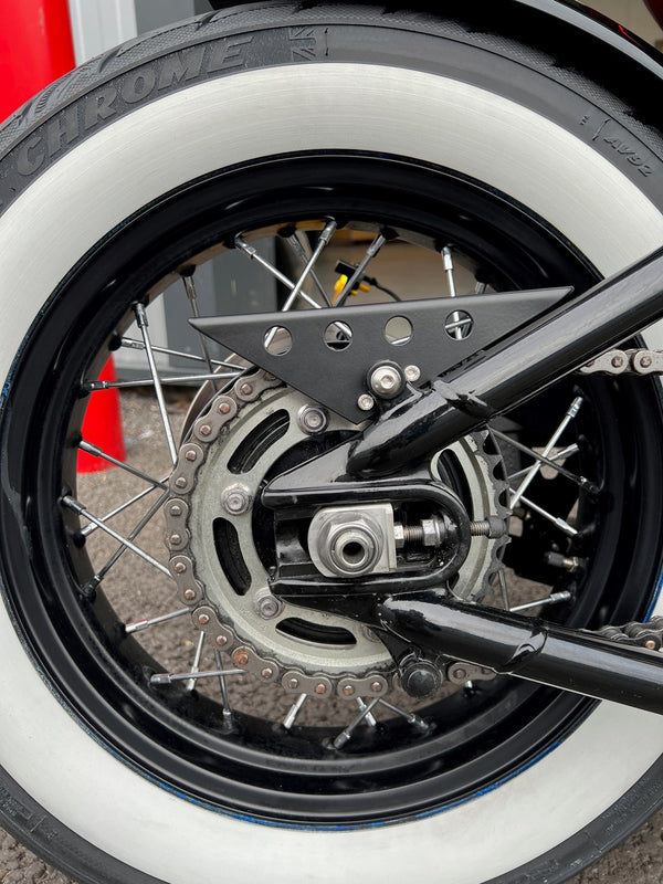 Poulson - Triumph Bobber Chain Guard