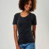 EUDOXIE - Vintage black embroidered T Shirt